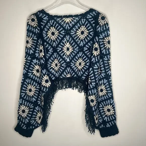 House of Harlow 1960 Crochet Knit Cropped Fringe Pullover Poncho Top O/S - Picture 3 of 7